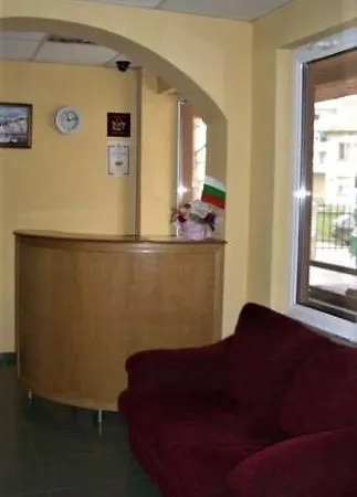 Guest house Family Rujeta семеен ружета - идеален център 3*